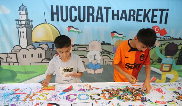 İsrail'in Gazze'deki saldırılarını anlatan resimleriyle Siirt'te sergi açtı