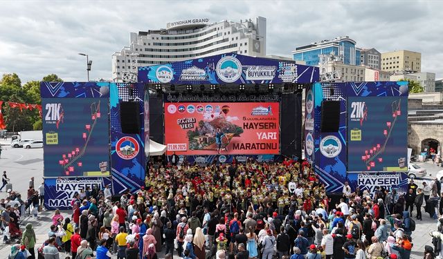 Kayseri'de 'Çocuk Maratonu' ve 'Baby Run' etkinliği düzenlendi