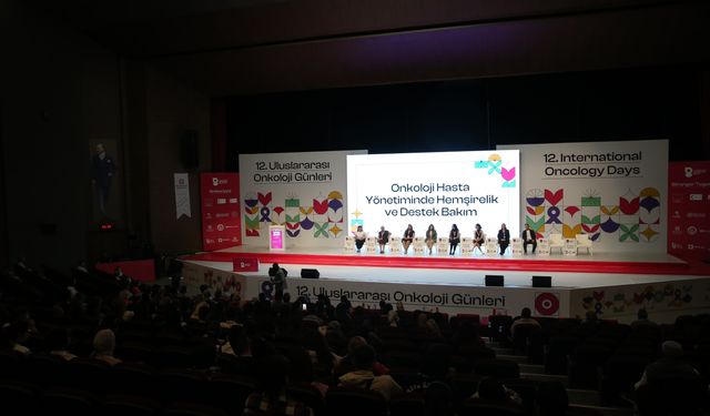 Muş'ta '12. Uluslararası Onkoloji Günleri' etkinliği başladı