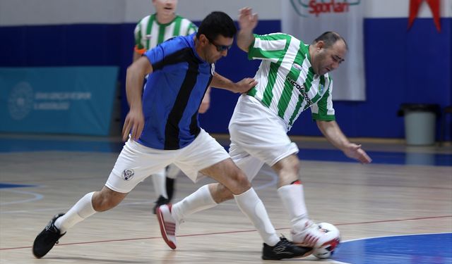 Sivas'ta Görme Engelliler Futsal Turnuvası düzenlendi