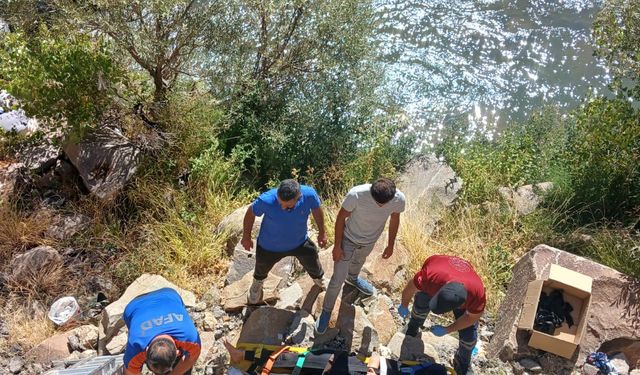 Tunceli'de şarampole devrilen otomobildeki 3 kişi yaralandı