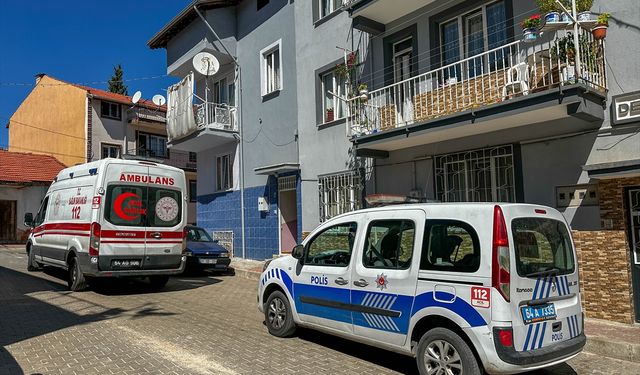 Uşak'ta bir genç evinde ölü bulundu