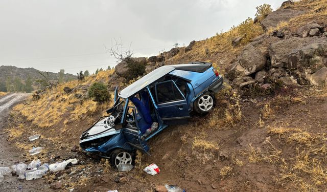 Uşak'ta trafik kazalarında 5 kişi yaralandı