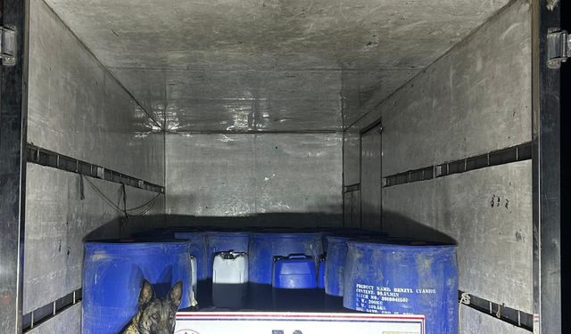 Van'da 3 ton 710 litre asetik asit anhidrit ele geçirildi
