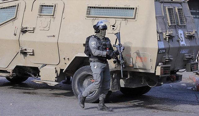 İsrail askerleri, Batı Şeria'da serbest bırakılan Filistinli esirlerin evlerine baskın düzenledi