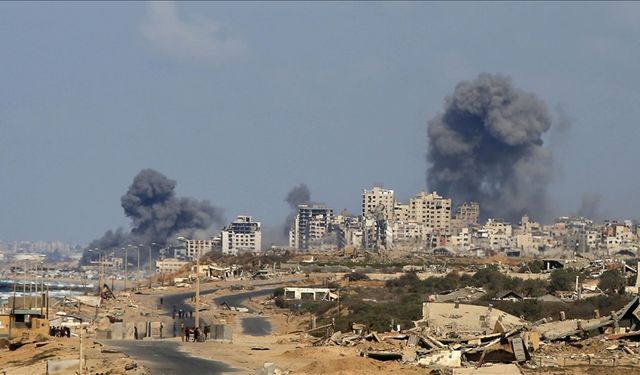 İsrail'in Gazze'ye saldırılarında son 24 saatte 21 Filistinli hayatını kaybetti