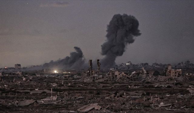 İsrail Gazze'de yürürlüğe giren ateşkese rağmen saldırılarına devam ediyor