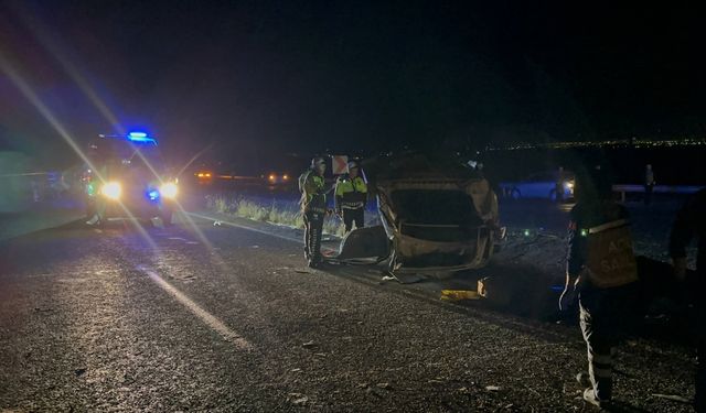 Adıyaman'da şarampole devrilen otomobildeki 4 kişi ağır yaralandı