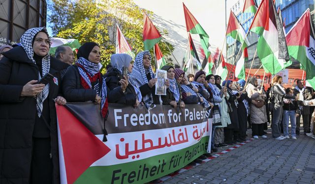 Berlin'de Filistin'e destek gösterisi düzenlendi