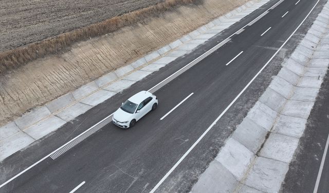 Edirne-Kırklareli arasındaki 'melodili yol'dan geçenler Mehter Marşı eşliğinde yolculuk yapıyor