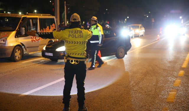 Erzurum polisinden 'huzuru bozanlara müsaade edilmeyecek' mesajı