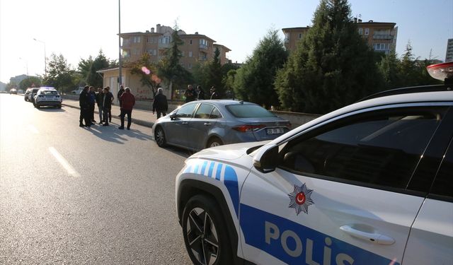 GÜNCELLEME - Denizli'de silahlı saldırıya uğrayan okul müdürü yaralandı