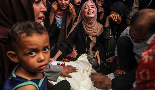 İsrail'in Gazze'de İHA'yla düzenlediği saldırıda 1 kişi hayatını kaybetti 5 kişi yaralandı