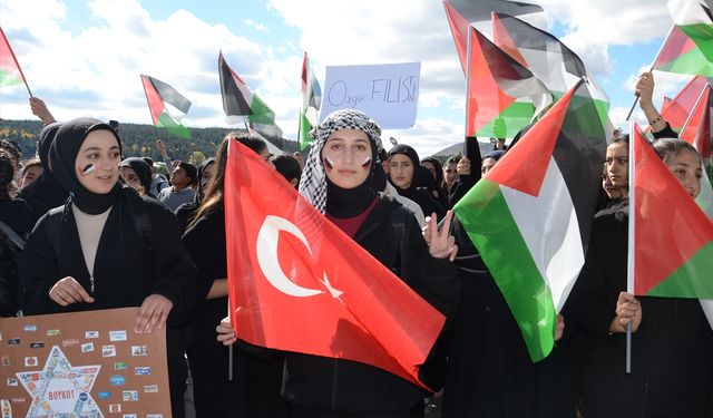 Kars'ta 'Gazze'ye Selam Yürüyüşü' düzenlendi