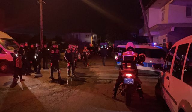 Kayseri'de bakkalda çıkan bıçaklı kavgada 1 kişi yaralandı