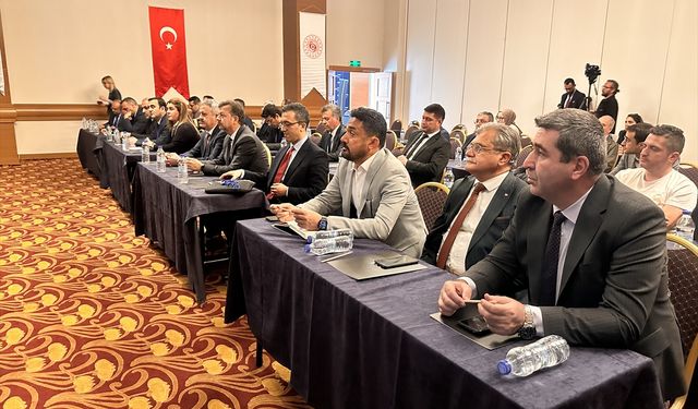 Konya'da 'Dönüşen Çalışma Hayatında İşçi-İşveren Buluşmaları' düzenlendi