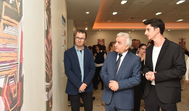 Manisa'nın geleneksel halı motifleri dijital tasarımla geleceğe taşınıyor