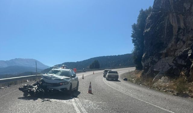 Muğla'da otomobille çarpışan motosikletin sürücüsü öldü