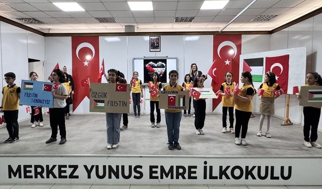 Siirt ve Elazığ'da öğrenciler Filistin'e destek etkinliği düzenledi