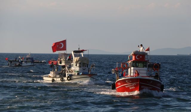 Yalova'da denizciler Filistin ve Küresel Sumud Filosu'na destek için Marmara'ya açıldı