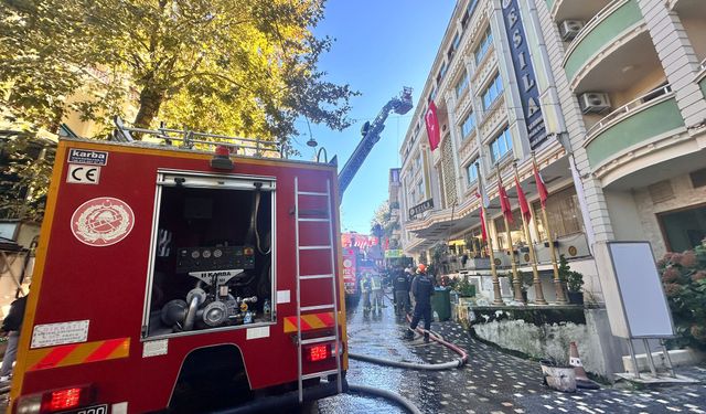 Yalova'da otelde çıkan yangın söndürüldü