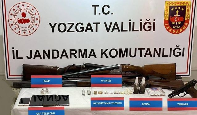 Yozgat merkezli uyuşturucu operasyonunda yakalanan 10 şüpheliden 4'ü tutuklandı