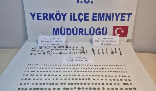Yozgat'ta tarihi eser niteliğinde 328 sikke ve 56 obje ele geçirildi