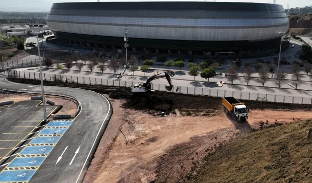 Kocaeli Stadı’nın çevresinde hummalı çalışma