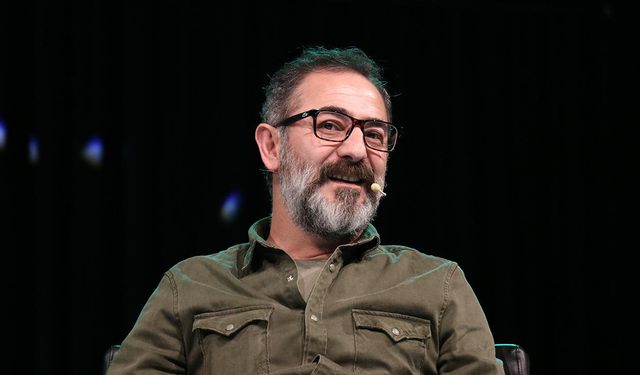 Ayberk Pekcan kimdir?