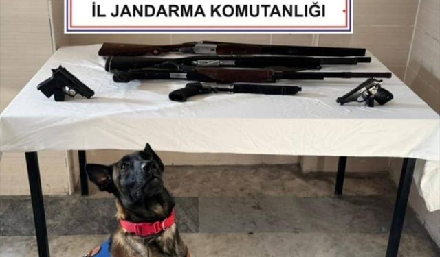 Afyonkarahisar'da düğünde silahla havaya ateş eden 3 şüpheli yakalandı