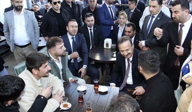 Anahtar Parti Genel Başkanı Ağıralioğlu, Sinop'ta partililerle buluştu