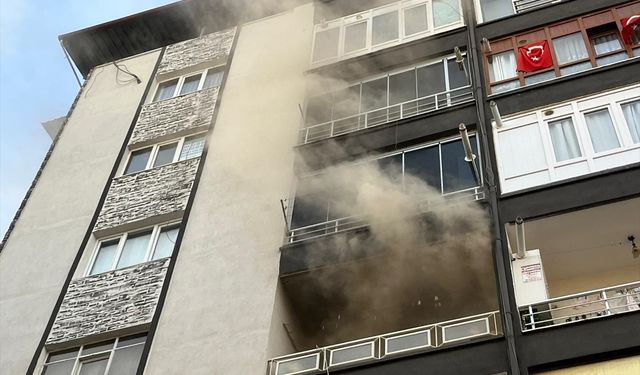 Aydın'da apartmanda çıkan yangın söndürüldü