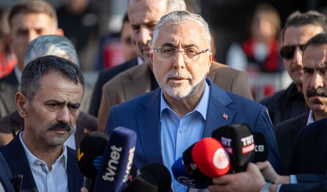 Bakan Işıkhan, Kocaeli'deki kozmetik fabrikasında çıkan yangına ilişkin konuştu: