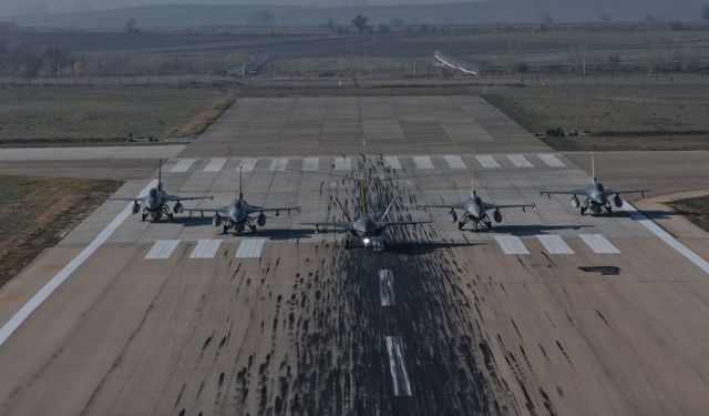 Bayraktar KIZILELMA hava-hava füzesiyle dünyada ilke imza attı