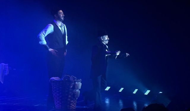 Bursa'da '7 Kocalı Hürmüz' müzikali sahnelendi