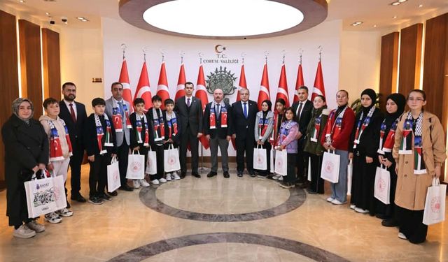 Çorum'da öğrenciler Gazze'deki çocuklara 'umut mektupları' yazdı