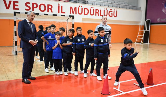 Edirne'de 14 bin çocuk Valiliğin projeleriyle sporla buluştu