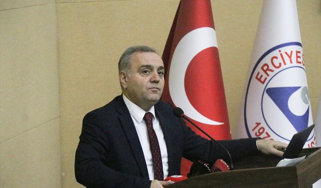 Erciyes Üniversitesi'nde '20. Yılında Yapay Arı Koloni (ABC) Algoritması Çalıştayı' başladı