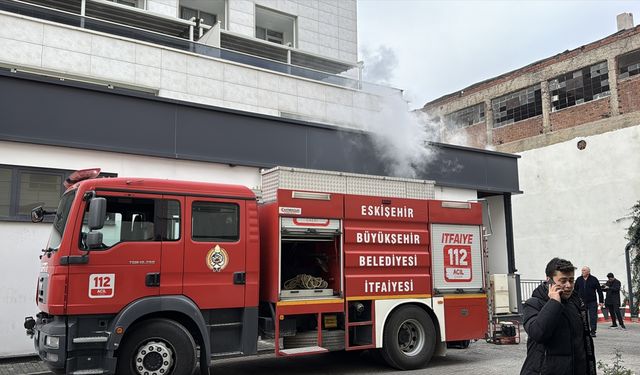 Eskişehir'deki bir işletmenin mutfağında çıkan yangın kontrol altına alındı
