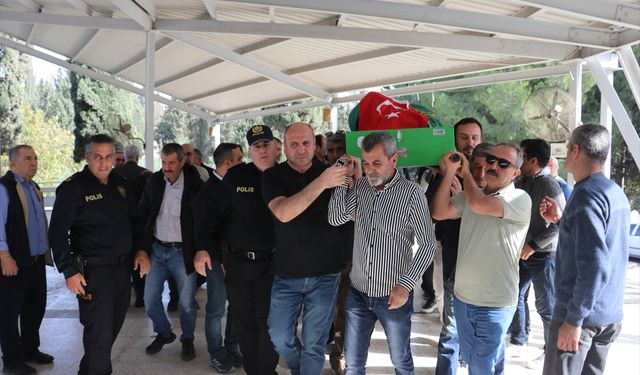 GÜNCELLEME - Hatay'da iş yerinde çıkan yangında ölen ikinci kişinin komiser olduğu belirlendi