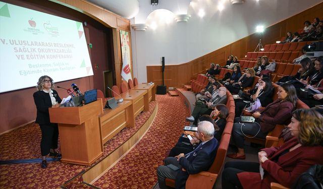 Hacettepe Üniversitesi'nde 'Beslenme, Sağlık Okuryazarlığı ve Eğitim Konferansı' düzenlendi