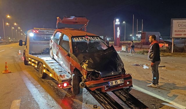 Kayseri'de devrilen otomobildeki 1 kişi öldü, 2 kişi yaralandı