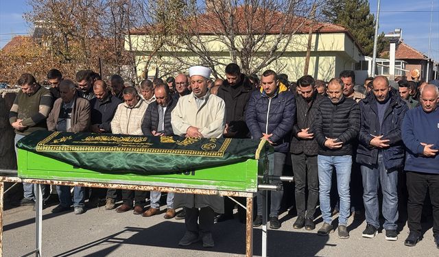 Kayseri'de okulda fenalaştıktan sonra ölen 2. sınıf öğrencisinin cenazesi defnedildi