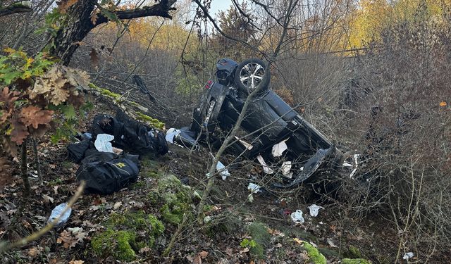 Kırklareli'nde SUV tipi aracın devrilmesi sonucu 8 düzensiz göçmen yaralandı