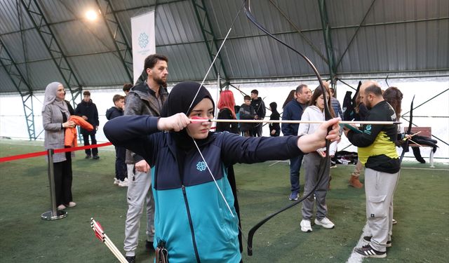 Kosova'da '29 Ekim Cumhuriyet Kupası Okçuluk Turnuvası' düzenlendi