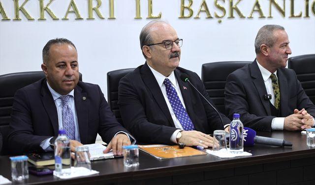 Kültür ve Turizm Bakan Yardımcısı Çam Hakkari'de ziyaretlerde bulundu