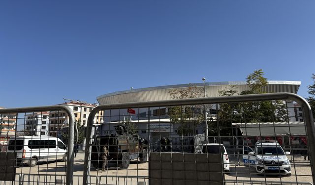 Malatya'da organize suç örgütüne yönelik davanın sanıkları hakim karşısında