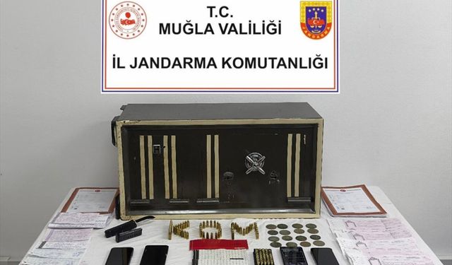 Muğla'da tefecilik operasyonunda 4 şüpheli yakalandı