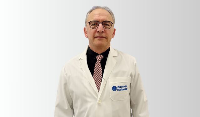 Robotik diz ve kalça protezi ameliyatıyla protez ömrü uzuyor