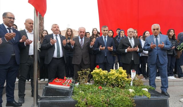 Şehit öğretmen Şenay Aybüke Yalçın Öğretmenler Günü'nde anıldı